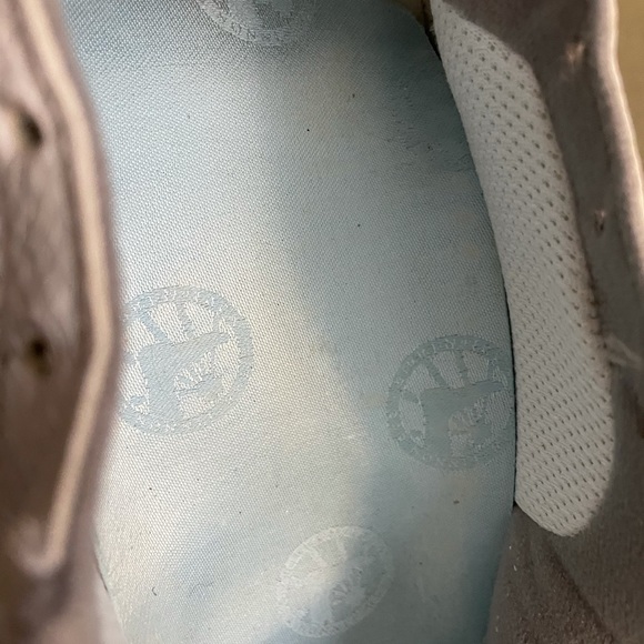 New Balance Men’s Walking Shoes - Picture 12 of 13